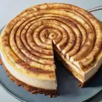 Cinnamon Roll Cheesecake