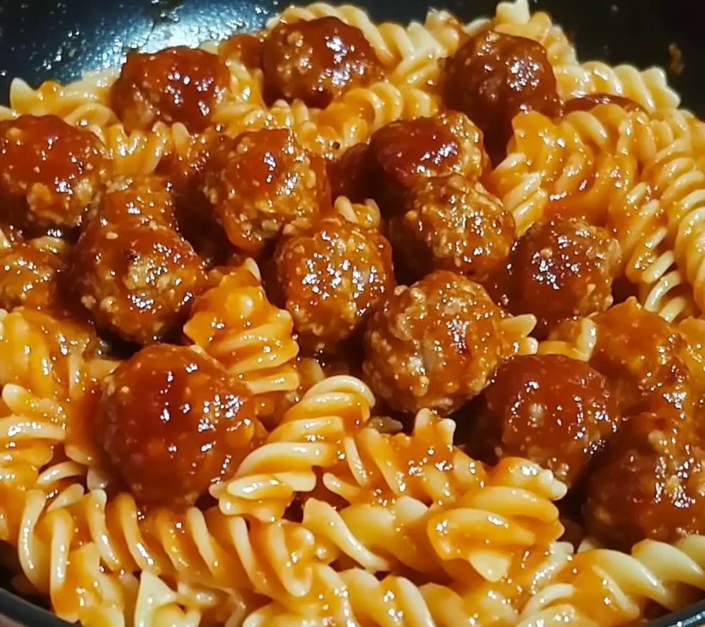 Sweet and Tangy BBQ Meatball Pasta