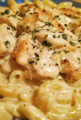 Creamy Garlic Herb Chicken Mac 2