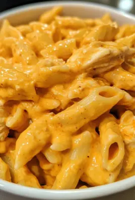 Creamy White Cheddar Buffalo Chicken Pasta 2